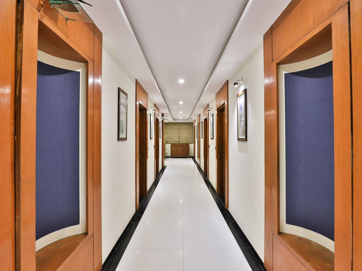 Hotel Capital O 15537 Dev Corporate Ahmadábád Exteriér fotografie